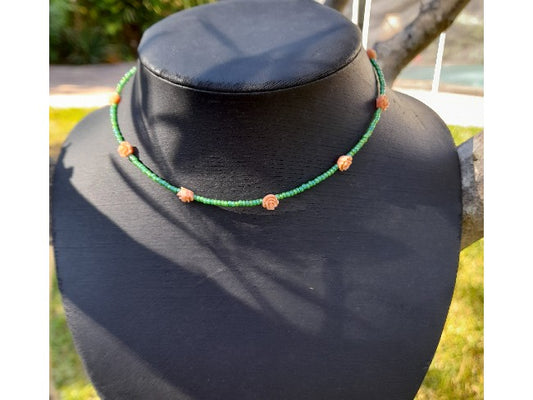 COLLIER FLEUR VERT