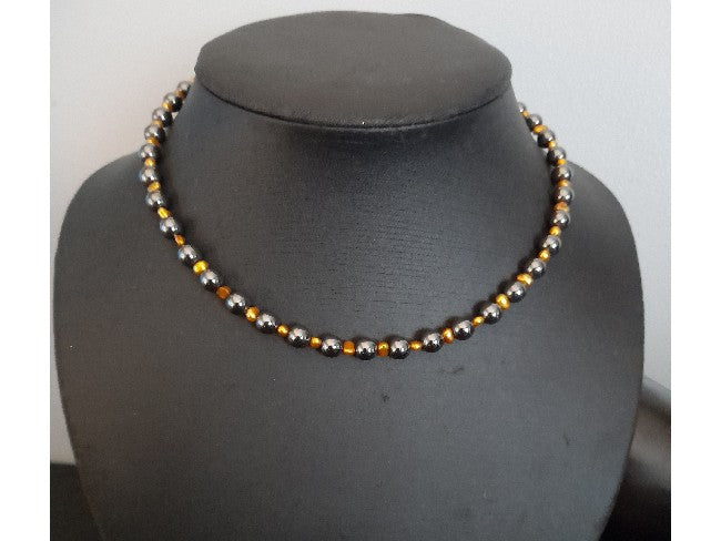 COLLIER HÉMATITE ET PERLES DE RIVIÈRE