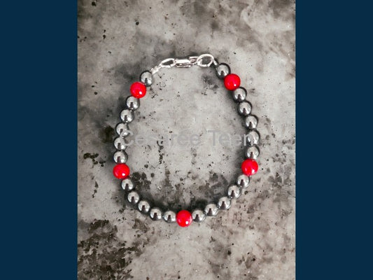 BRACELET HEMATITE ET PIERRE TEINTÉE ROUGE